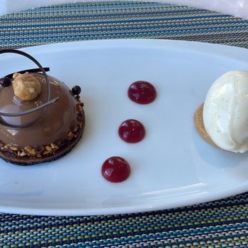 Lago - Giandujotto : chocolate mousse, hazelnut praline - Italian Near Me - Las Vegas, Nevada