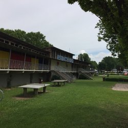 Asbach Bad - Umkleide