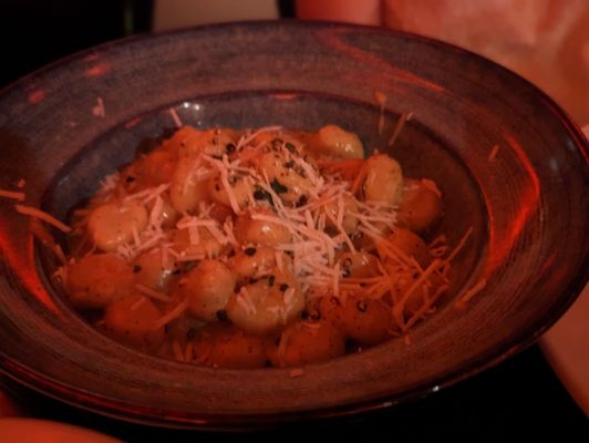 Carlo & Johnny By Jeff Ruby by null