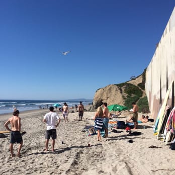 Beacon's Beach - Beautiful beach day - Beaches Near Me - Encinitas, California