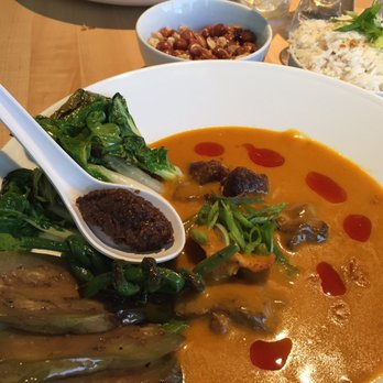 Bonifacio - Kare kare - Filipino Near Me - Columbus, Ohio