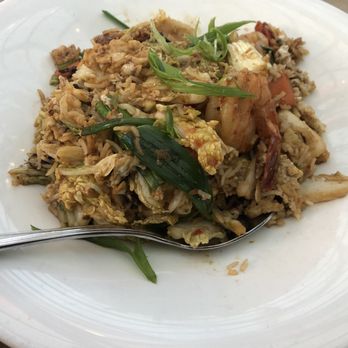 Robins Restaurant - Prawn and Scallop Kimchi Fried Rice - New American Near Me - Cambria, California Robins Restaurant - Prawn and Scallop Kimchi Fried Rice - New American Near Me - Cambria, California