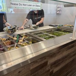Rogue Salad - Making station