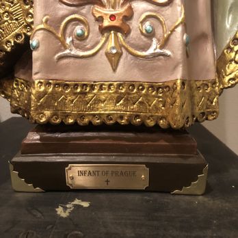 A Mano ArtandDesign - Statue of Baby Jesus of Prague - Art Restoration Near Me A Mano ArtandDesign - Statue of Baby Jesus of Prague - Art Restoration Near Me