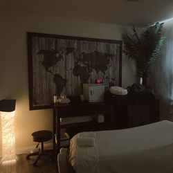 Beachside Therapeutic Services - The room i had - relaxing, spacious, a vibe