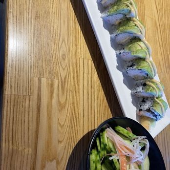 Sams Sushi - Sunomono salad with Shrimp Tempura roll with avocado on top. - Sushi Bars Near Me - La Quinta, California