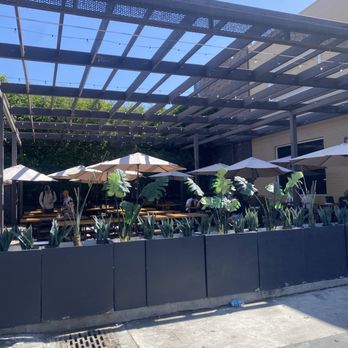 Memorylook - Plenty of Outside Seating - Coffee & Tea Near Me - Los Angeles, California Memorylook - Plenty of Outside Seating - Coffee & Tea Near Me - Los Angeles, California