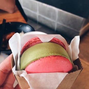 Boiling Point - Matcha macaron ice cream - Taiwanese Near Me - Edmonds, Washington