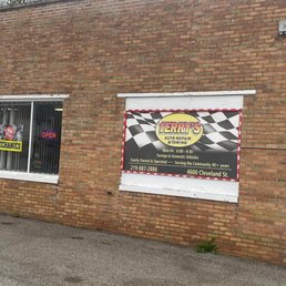 Exterior photo of Terry's Auto Repair - Gary, Indiana Exterior photo of Terry's Auto Repair - Gary, Indiana