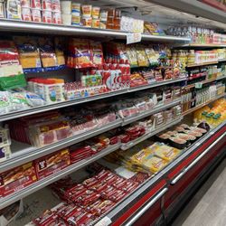 Seeley Market - Great selection of food