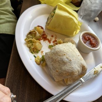 Fallbrook Cafe - California Veggie Burrito - Cafes Near Me - Fallbrook, California