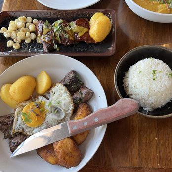 Aji Peruvian Cuisine - Peruvian Near Me - Long Beach, California