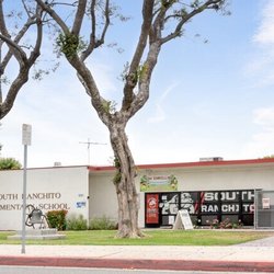 South Ranchito Dual Language Academy - The front of the school