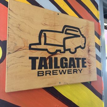 TailGate Brewery Music Row - Pizza Near Me - Nashville, Tennessee TailGate Brewery Music Row - Pizza Near Me - Nashville, Tennessee
