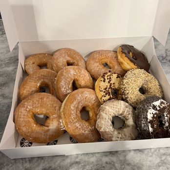 Kane's Donuts - Downtown - Honey dip, pumpkin, maple bacon, Oreo cookie, blueberry/coconut and chocolate frosted. So delish! - Donuts Near Me - Boston, Massachusetts Kane's Donuts - Downtown - Honey dip, pumpkin, maple bacon, Oreo cookie, blueberry/coconut and chocolate frosted. So delish! - Donuts Near Me - Boston, Massachusetts