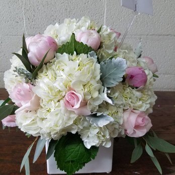 Genesis Flowers Wholesale - Florists Near Me - Miami, Florida Genesis Flowers Wholesale - Florists Near Me - Miami, Florida