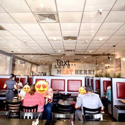 Dale's Southern Grill - Inside seating