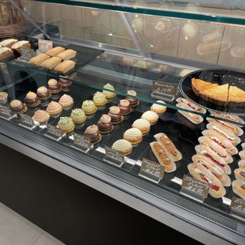 Ficelle Bakery - Bakeries Near Me - Miami, Florida