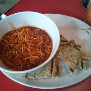 Smiths Of Smithfield - Chicken curry with sweet potato shreds and bread - British Near Me - London, XGL