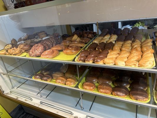 Royal Donuts by null