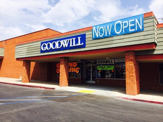 Goodwill 38 Reviews Thrift Stores 6127 Lake Murray Blvd La Mesa Ca Phone Number Yelp Goodwill 38 Reviews Thrift Stores 6127 Lake Murray Blvd La Mesa Ca Phone Number Yelp