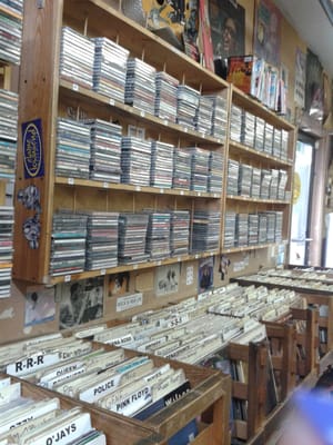 Papa Jazz Record Shoppe by null