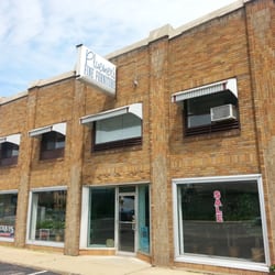 Pluemers Antiques & Collectables - At the corner of Highway 169 and Highway 2 in downtown Grand Rapids