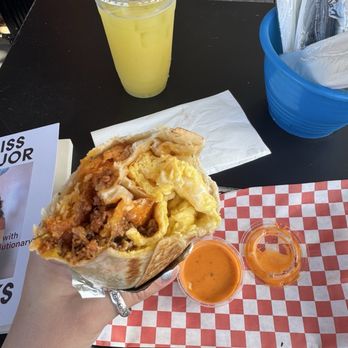 Al Carajo - Breakfast Burrito and Piña Agua Fresca - Mexican Near Me - San Francisco, California Al Carajo - Breakfast Burrito and Piña Agua Fresca - Mexican Near Me - San Francisco, California