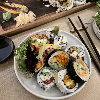 Bloom Sushi - Vegan Near Me - Montreal, Quebec