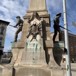 Montgomery County Courthouse - War Memorial