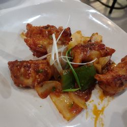 Taj Indian Cuisine - Chilli Momo