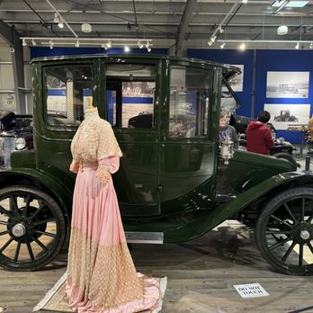 Fountainhead Antique Auto Museum - Museums Near Me - Fairbanks, Alaska Fountainhead Antique Auto Museum - Museums Near Me - Fairbanks, Alaska