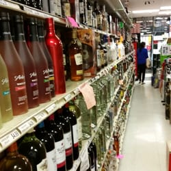 Garden Square Liquors