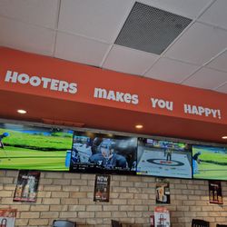 Hooters