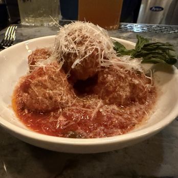 Indaco - Wine Bars Near Me - Nashville, Tennessee