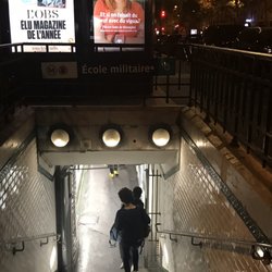 Métro École Militaire