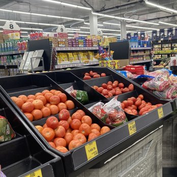 Grocery Outlet - Grocery Near Me - Palm Springs, California