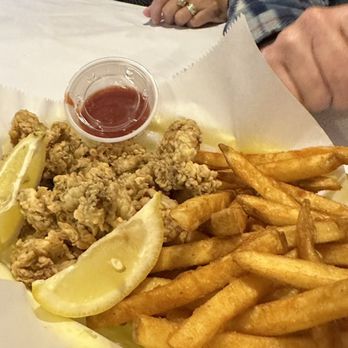 Yummi Crab - Fried Oyster Basket - Seafood Near Me - Kansas City, Missouri
