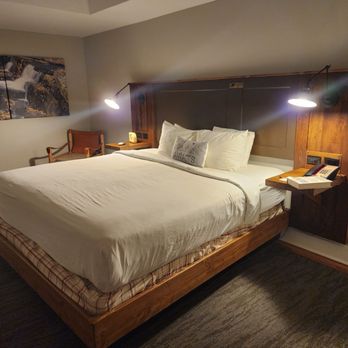 Western Front Hotel - King suite - Hotels Near Me - Saint Paul, Virginia Western Front Hotel - King suite - Hotels Near Me - Saint Paul, Virginia