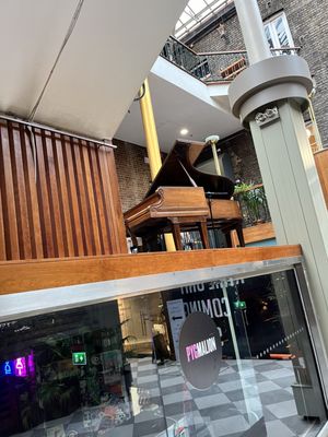 Powerscourt Townhouse Centre by null