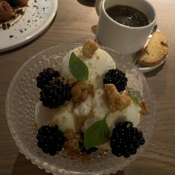 North Fork Table & Inn - Blackberry cheesecake ice cream - New American Near Me - Southold, New York