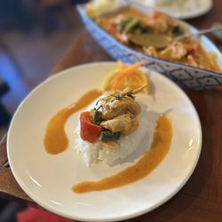 Tee Nee Thai Cuisine - Panang Curry - Plated