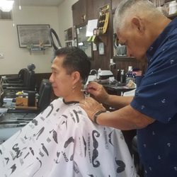 San Marcos Barbershop - Rudy with all cuts and a neck razor shave