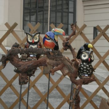 Weihnachtsdorf Belvedere - Very special modern pottery pieces - Christmas Markets Near Me - Vienna, 9