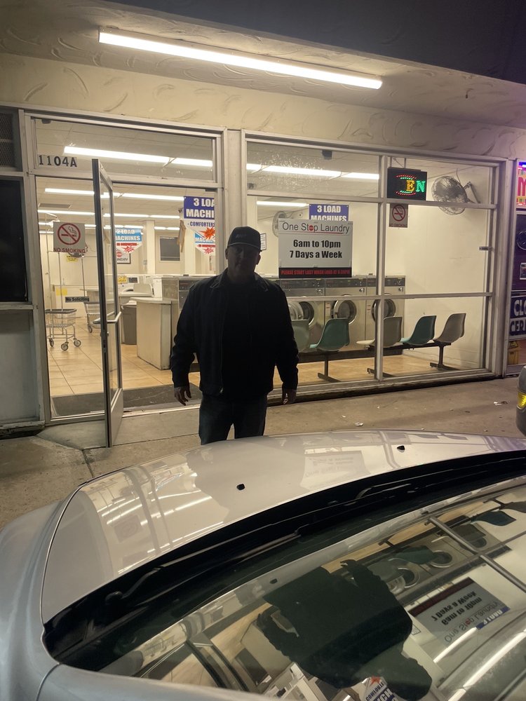 ONE STOP LAUNDRY Updated August 2024 11 Photos 1104 E Washington