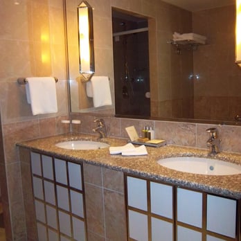 Alcron Hotel Prague - Bathroom - Hotels Near Me - Prague, Puerto Rico Alcron Hotel Prague - Bathroom - Hotels Near Me - Prague, Puerto Rico