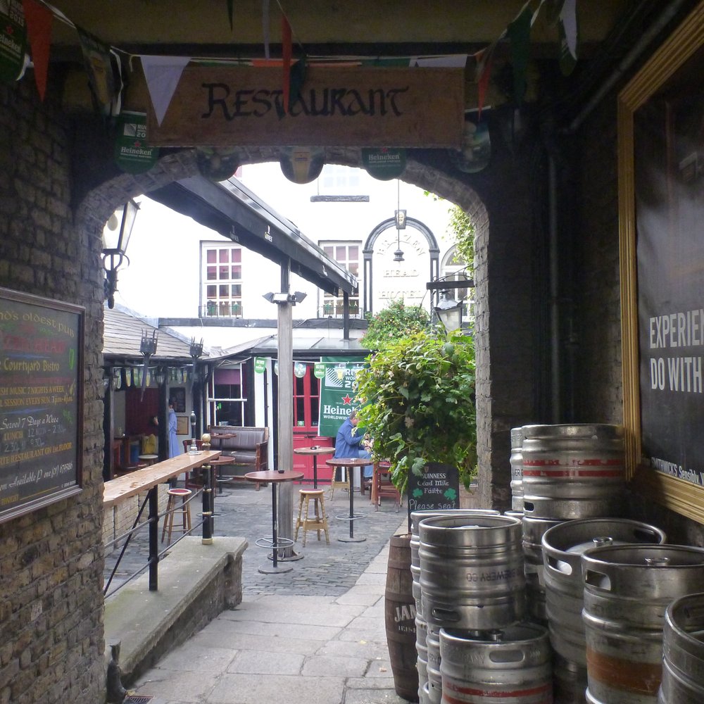 The Brazen Head - Pubs Near Me - Dublin, D