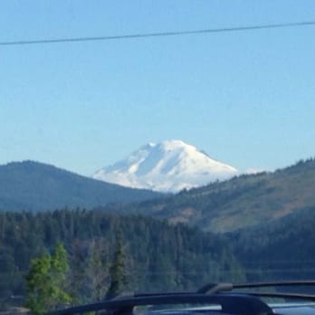 Egg River Cafe - Gorgeous view from our seat at Egg River Cafe - Breakfast & Brunch Near Me - Hood River, Oregon Egg River Cafe - Gorgeous view from our seat at Egg River Cafe - Breakfast & Brunch Near Me - Hood River, Oregon