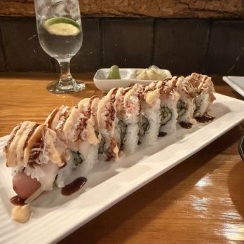 Maji Sushi - Snow Mountain Roll - Sushi Bars Near Me - Dallas, Texas