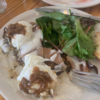 Cream Pot - This is the salmon Benedict but you eat with out bread just salad salty and not good at all. - Breakfast & Brunch Near Me - Honolulu, Hawaii